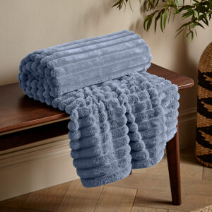 Cosy Ribbed Blue Throw